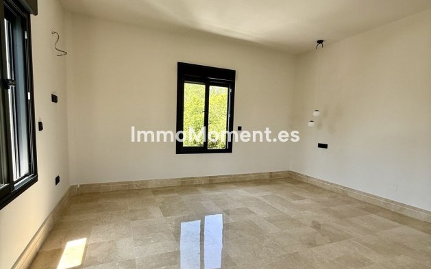 Reventa - Villa - Marbella - Marbella Centro