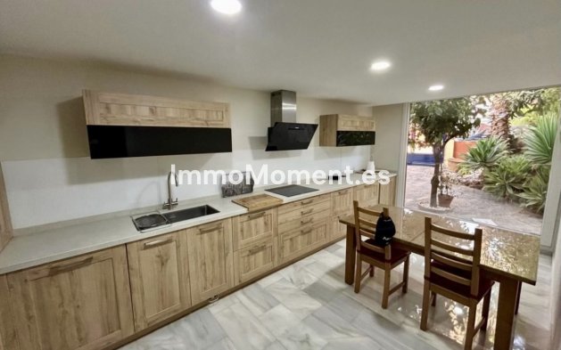 Revente - Villa - Estepona  - Estepona Centro