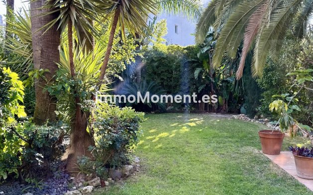 Revente - Villa - Estepona  - Estepona Centro