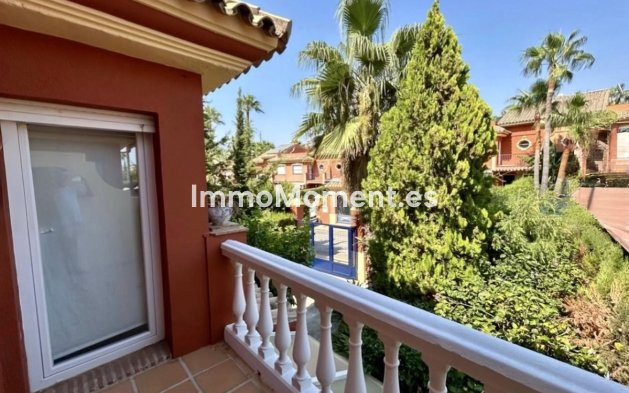 Revente - Villa - Estepona  - Estepona Centro