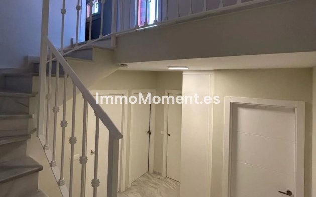 Revente - Villa - Estepona  - Estepona Centro