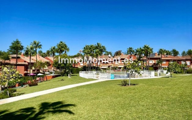 Revente - Villa - Estepona  - Estepona Centro