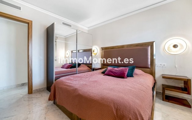 Wiederverkauf - Wohnung - Marbella - Puerto Banús