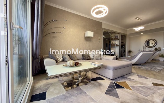 Resale - Apartment - Marbella - Elviria