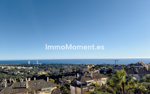 Resale - Apartment - Marbella - Elviria