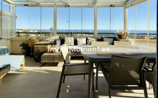Resale - Apartment - Marbella - Elviria