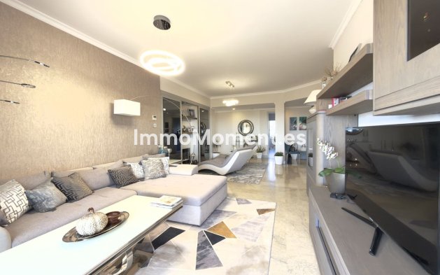 Resale - Apartment - Marbella - Elviria