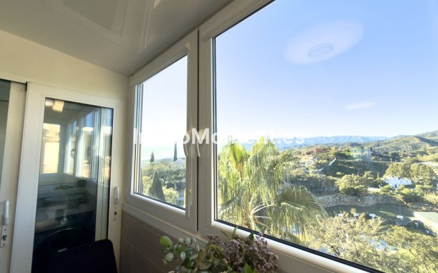 Resale - Apartment - Marbella - Elviria