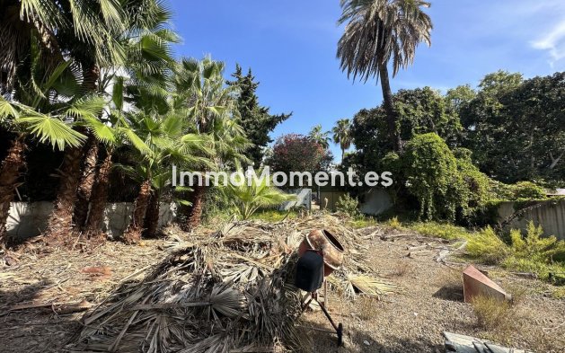 Wiederverkauf - Land - Marbella - Nueva Andalucía