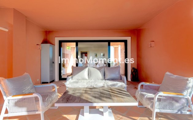 Resale - Apartment - Benahavís - Monte Halcones