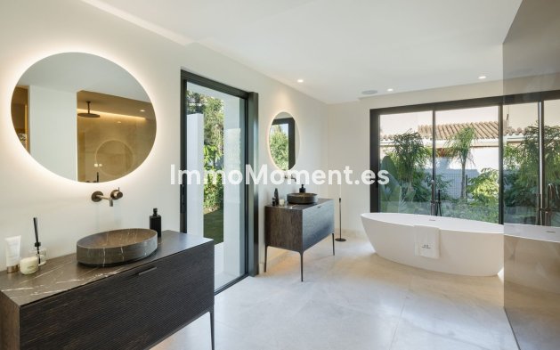 Wiederverkauf - Villa - Marbella - Nueva Andalucía
