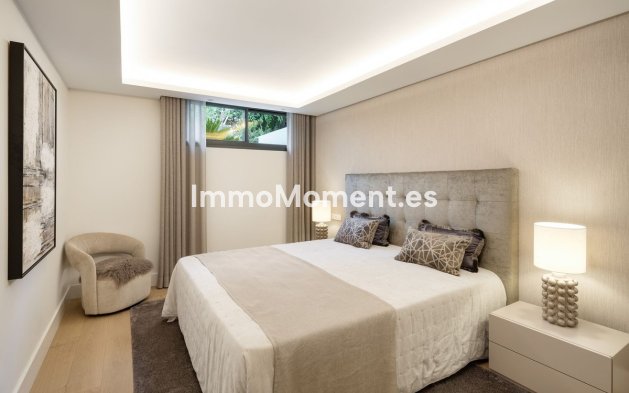 Wiederverkauf - Villa - Marbella - Nueva Andalucía