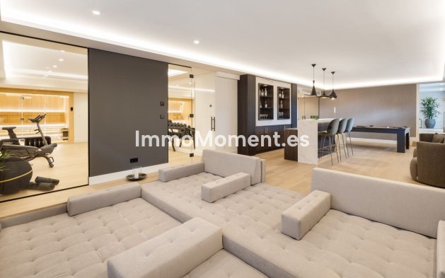 Wiederverkauf - Villa - Marbella - Nueva Andalucía