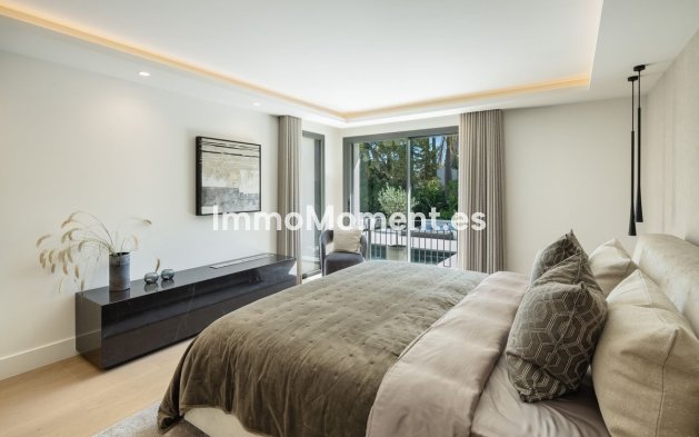 Wiederverkauf - Villa - Marbella - Nueva Andalucía