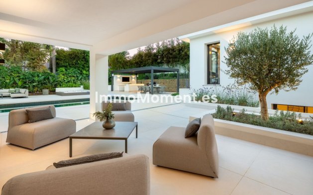 Wiederverkauf - Villa - Marbella - Nueva Andalucía