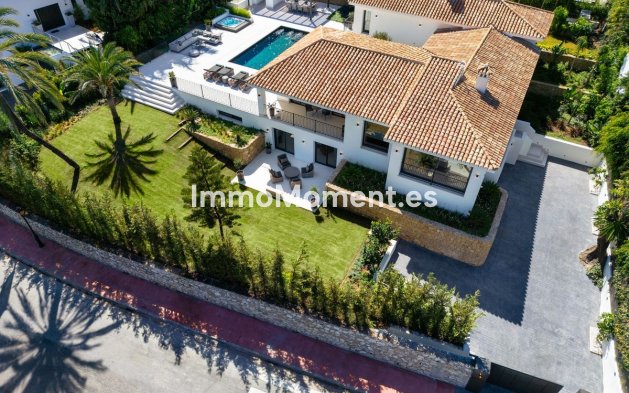 Wiederverkauf - Villa - Marbella - Nueva Andalucía