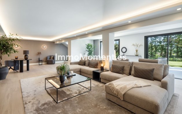 Wiederverkauf - Villa - Marbella - Nueva Andalucía