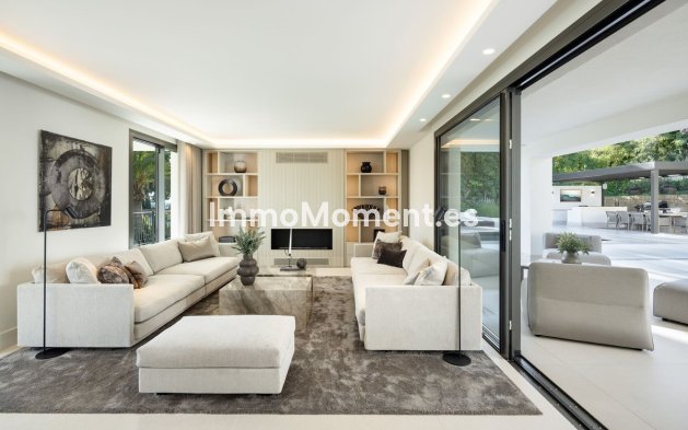 Wiederverkauf - Villa - Marbella - Nueva Andalucía