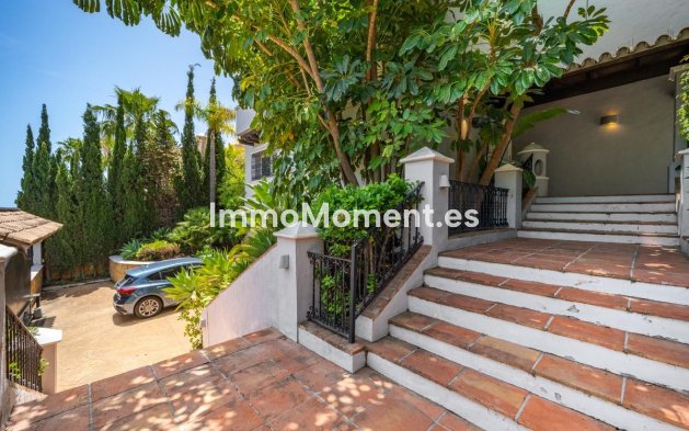 Resale - Villa - Marbella - Nueva Andalucía