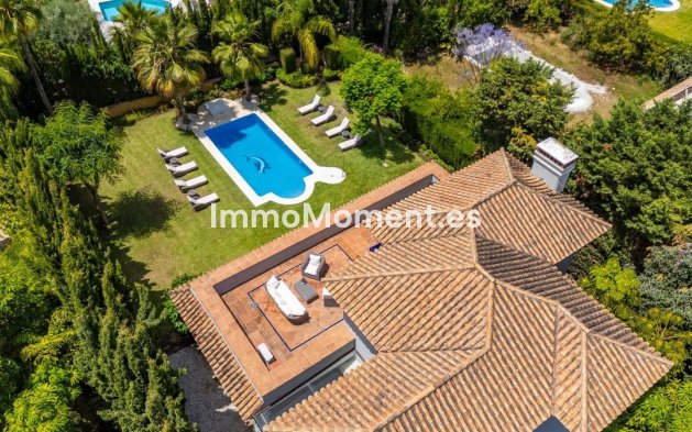 Resale - Villa - Marbella - Nueva Andalucía
