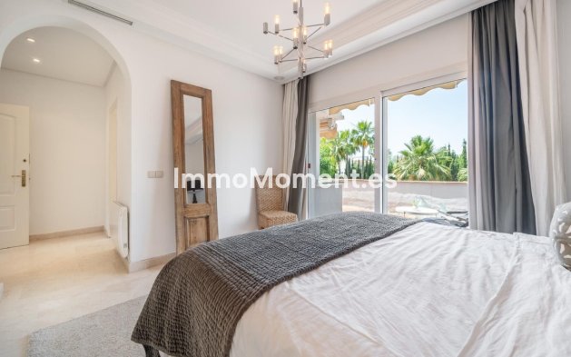 Resale - Villa - Marbella - Nueva Andalucía