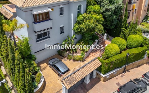 Resale - Villa - Marbella - Nueva Andalucía