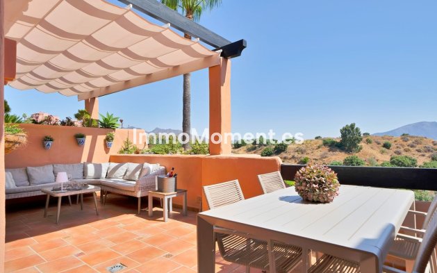 Resale - Apartment - Marbella - Elviria