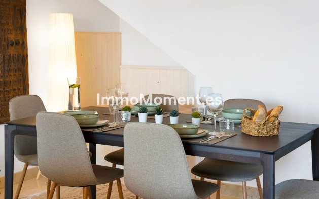 Resale - Apartment - Marbella - Elviria