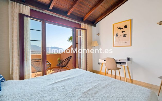 Resale - Apartment - Marbella - Elviria