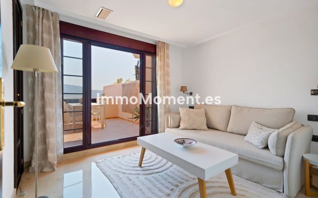 Resale - Apartment - Marbella - Elviria