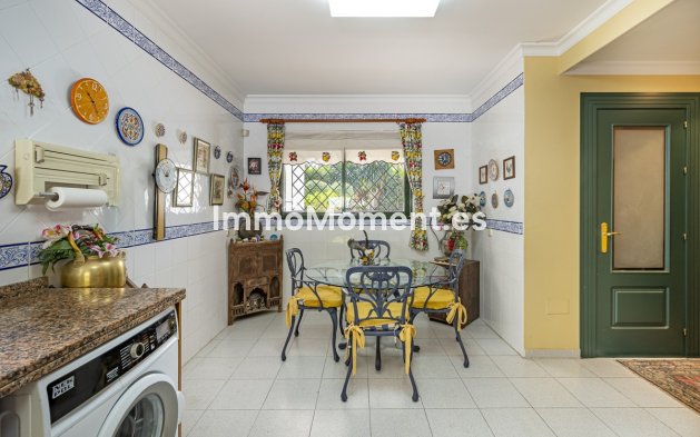 Resale - Villa - Marbella - Nagüeles