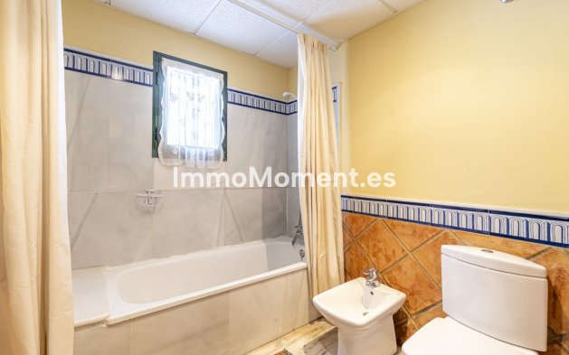 Resale - Villa - Marbella - Nagüeles