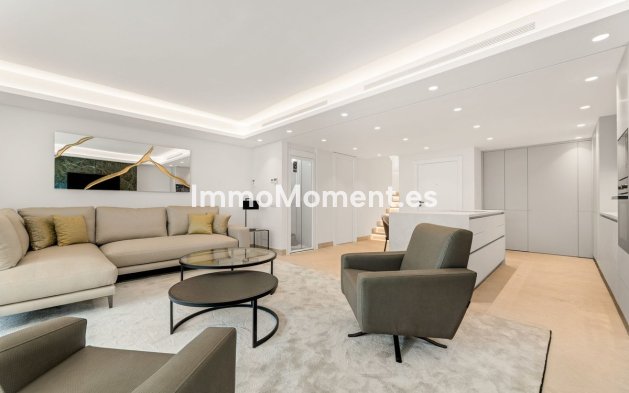 Resale - Townhouse - Estepona - New Golden Mile