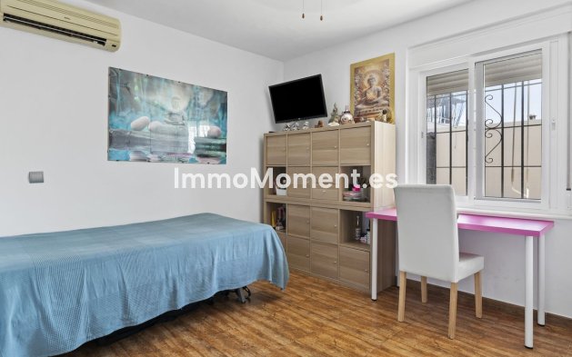 Wiederverkauf - Villa - Fuengirola - Fuengirola Centro