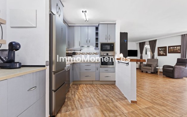 Wiederverkauf - Villa - Fuengirola - Fuengirola Centro