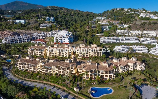 Reventa - Apartamento - Benahavís - Los Arqueros