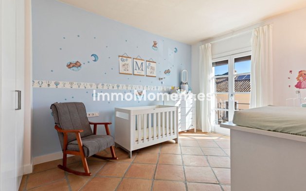 Resale - Townhouse - Benahavís - Benahavís Centro