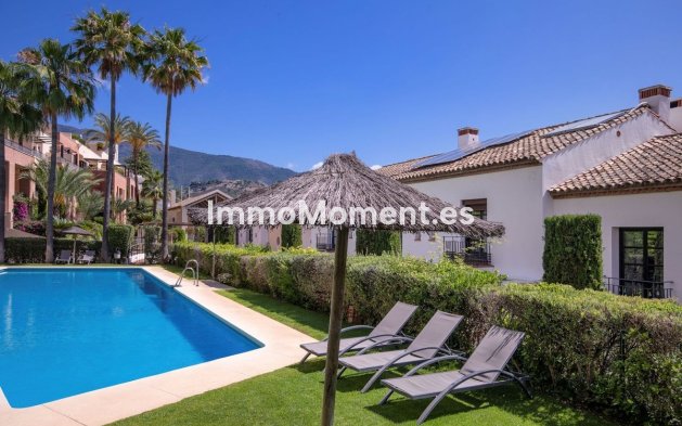 Resale - Townhouse - Benahavís - Benahavís Centro