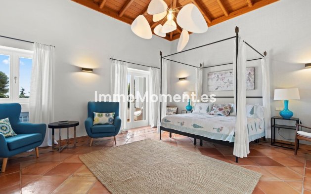 Wiederverkauf - Villa - Marbella - The Golden Mile