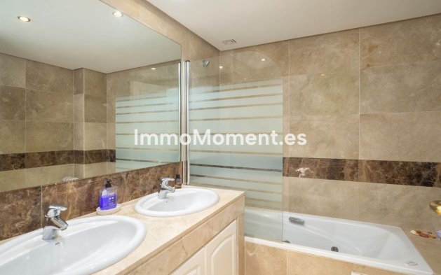 Reventa - Apartamento - Marbella - Río Real