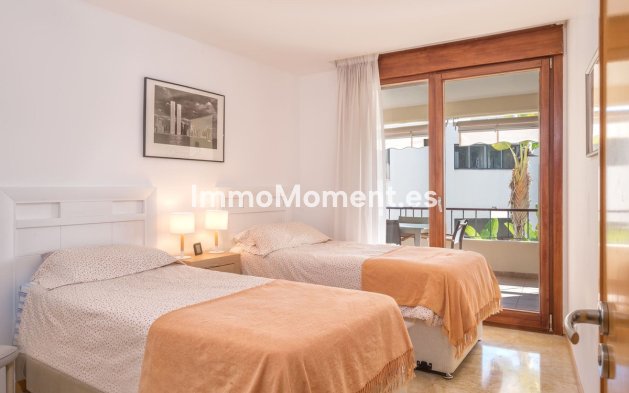 Reventa - Apartamento - Marbella - Altos de los Monteros
