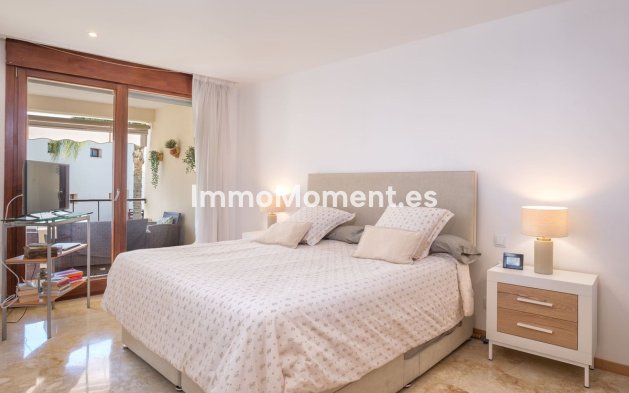 Reventa - Apartamento - Marbella - Altos de los Monteros