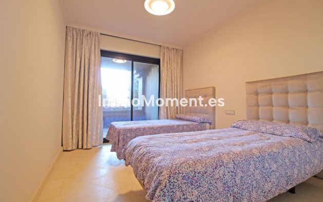 Resale - Apartment - Marbella - Guadalmina Baja