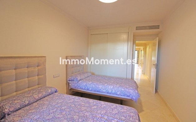 Resale - Apartment - Marbella - Guadalmina Baja