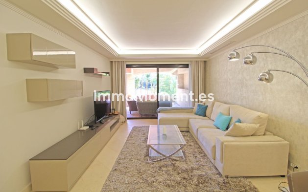 Resale - Apartment - Marbella - Guadalmina Baja