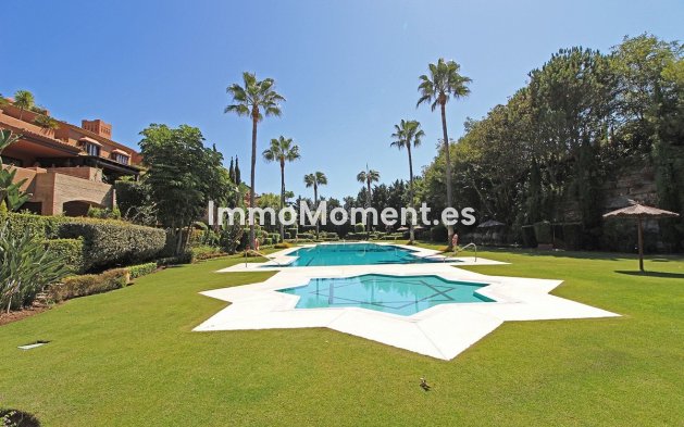 Resale - Apartment - Marbella - Guadalmina Baja