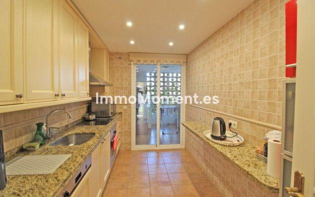 Wiederverkauf - Wohnung - Marbella - Puerto Banús