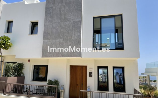 Wiederverkauf - Villa - Marbella - Cabopino