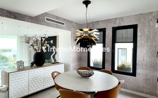 Wiederverkauf - Villa - Marbella - Cabopino