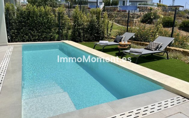 Wiederverkauf - Villa - Marbella - Cabopino